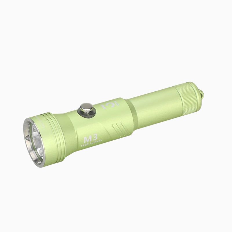 1900 Lumens Compact Flashlight