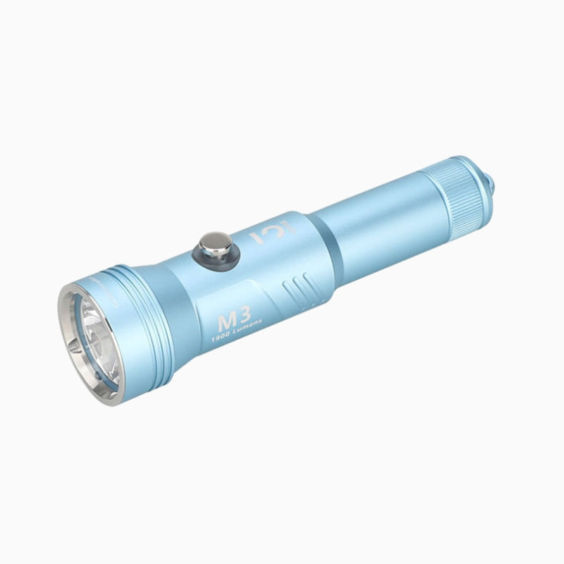 1900 Lumens Compact Flashlight